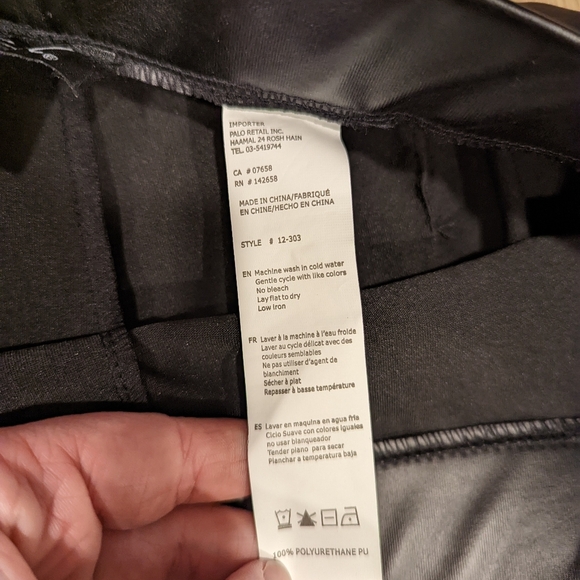 Y2 K inspired Wet Seal Black Faux Leather Pants - Picture 3 of 5